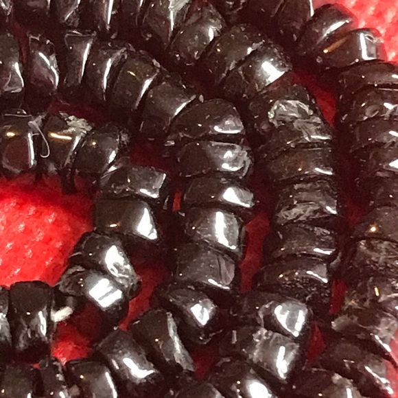 Black Spinel 5X3mm - Picture 5 of 10